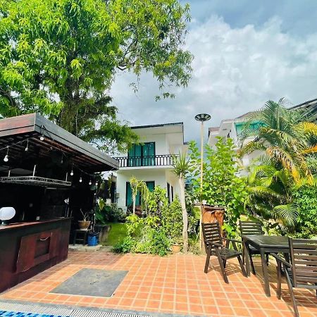 Suntara Vang Vieng Hotel Exterior photo